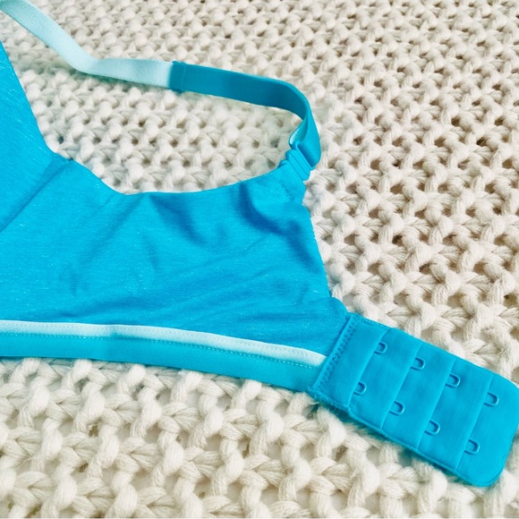 Victoria’s Secret Perfect Shape Bra 38DD padded push up! - Picture 2 of 7